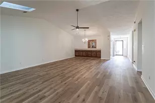 7123 Forest Ln, Union City, GA 30291 - Photo 8