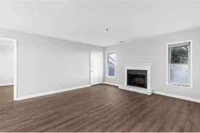 295 E Burns Court SW #A, Marietta, GA 30008 - Photo 2