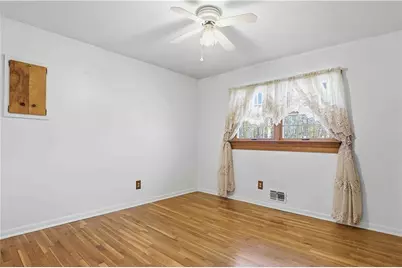 213 Parkwood Drive NE, Kennesaw, GA 30144 - Photo 16