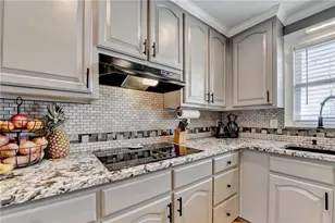 2085 Kings Valley Dr, Lawrenceville, GA 30043 - Photo 10