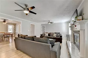 2085 Kings Valley Dr, Lawrenceville, GA 30043 - Photo 8