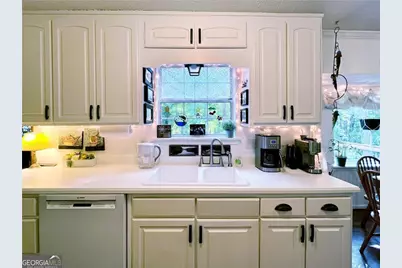 6832 Creekwood Drive, Douglasville, GA 30135 - Photo 20