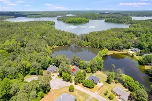 110 Pond View Point, Lagrange, GA 30240 - Photo 6