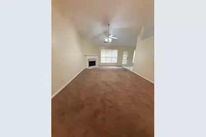 5975 Hillvale Trail, Lithonia, GA 30058 - Photo 4
