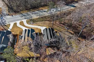 658 Rockbridge Rd, Lilburn, GA 30047 - Photo 10