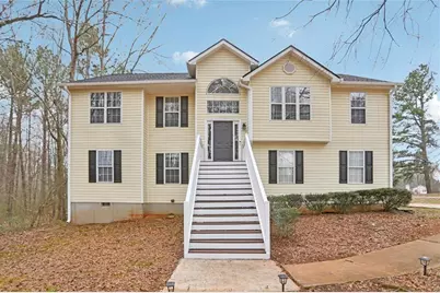 83 Huntington Court, Newnan, GA 30265 - Photo 1