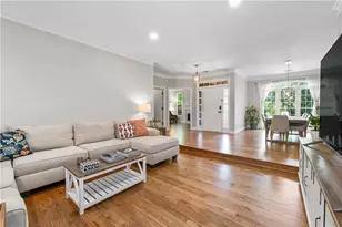 10880 Windham Way, Alpharetta, GA 30022 - Photo 8