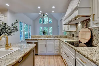 280 Fox Hunter Drive, Johns Creek, GA 30022 - Photo 2