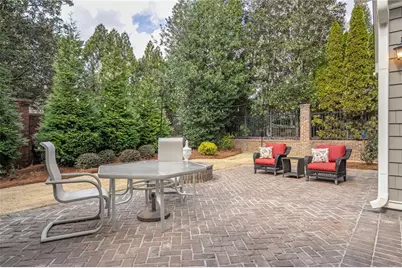 1176 Bluffhaven Way NE, Brookhaven, GA 30319 - Photo 38