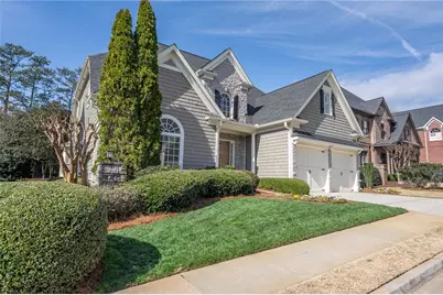 1176 Bluffhaven Way NE, Brookhaven, GA 30319 - Photo 2