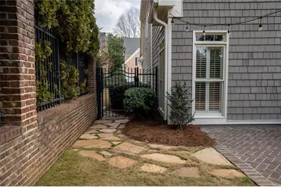 1176 Bluffhaven Way NE, Brookhaven, GA 30319 - Photo 40