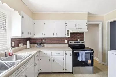 27 Hilltop Lane, Toccoa, GA 30577 - Photo 6