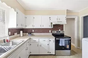 27 Hilltop Ln, Toccoa, GA 30577 - Photo 6