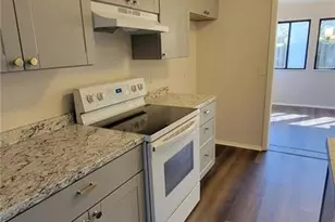 4660 Shannon Ct, Union City, GA 30291 - Photo 8