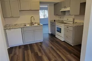 4660 Shannon Ct, Union City, GA 30291 - Photo 10