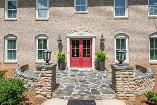 2207 Forestglade Dr, Stone Mountain, GA 30087 - Photo 2