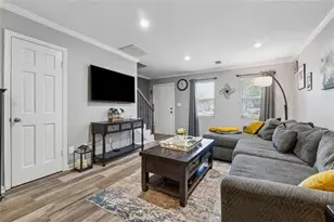 135 N River Dr, Atlanta, GA 30350 - Photo 6