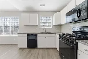 5499 Shirewick Ln, Lithonia, GA 30058 - Photo 8