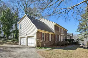 241 Sarah Ln, Lawrenceville, GA 30046 - Photo 4