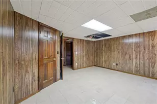 241 Sarah Ln, Lawrenceville, GA 30046 - Photo 36
