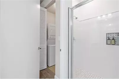 711 Cosmopolitan Drive NE #300, Atlanta, GA 30324 - Photo 12