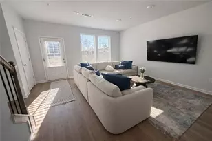 305 Cobalt Dr, Fayetteville, GA 30214 - Photo 2