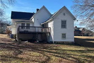 216 Hardee St, Dallas, GA 30132 - Photo 4