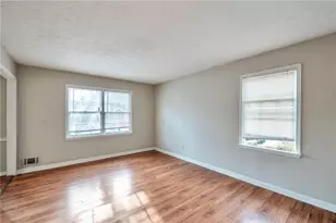 730 Rockborough Dr, Stone Mountain, GA 30083 - Photo 6