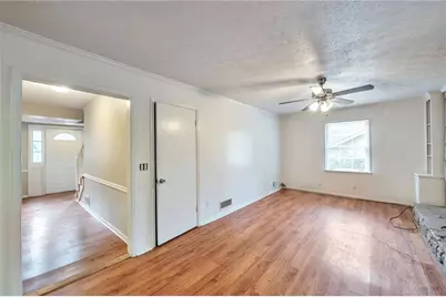 730 Rockborough Drive, Stone Mountain, GA 30083 - Photo 14