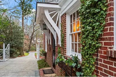 332 Brentwood Drive NE, Atlanta, GA 30305 - Photo 6