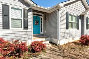 5124 Deer Path Ln, Gainesville, GA 30507 - Photo 2