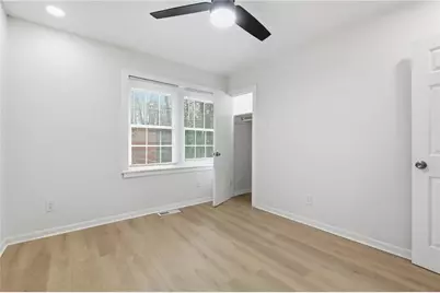 2281 Polar Rock Avenue SW, Atlanta, GA 30315 - Photo 10