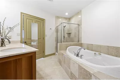 2881 Peachtree Road NE #902, Atlanta, GA 30305 - Photo 20