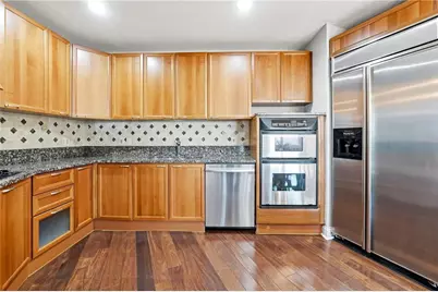 2881 Peachtree Road NE #902, Atlanta, GA 30305 - Photo 10