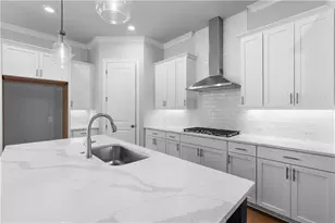 685 Summitt Hl Wy, Cumming, GA 30040 - Photo 14