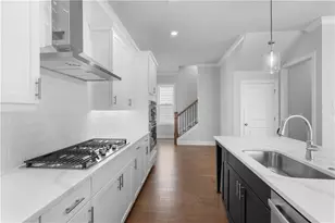 685 Summitt Hl Wy, Cumming, GA 30040 - Photo 16