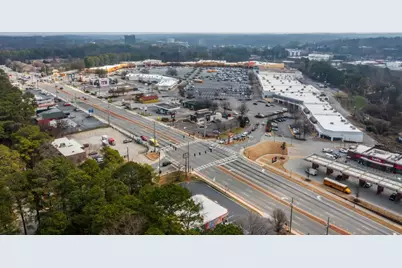 1895 Sterling Oaks Circle, Atlanta, GA 30319 - Photo 64