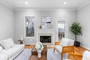 1895 Sterling Oaks Circle, Atlanta, GA 30319 - Photo 16