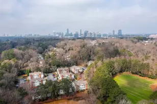 1895 Sterling Oaks Circle, Atlanta, GA 30319 - Photo 60