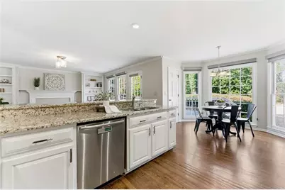 1172 Daventry Way NE, Brookhaven, GA 30319 - Photo 8