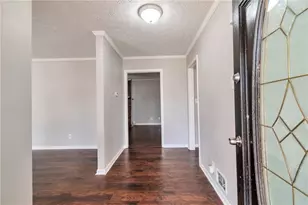 4290 Newcastle Cir, Lithonia, GA 30038 - Photo 6