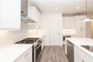 706 Dodd Ln, Buford, GA 30518 - Photo 18