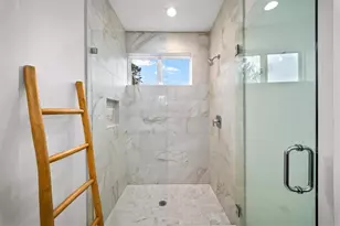 301 Penny Ct, Atlanta, GA 30328 - Photo 16