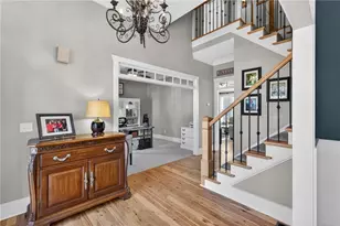 5878 Deer Crossing Dr, Sugar Hill, GA 30518 - Photo 4