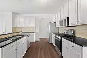 221 Cutbank Ct SW, Atlanta, GA 30331 - Photo 8