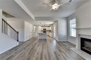 656 Rodeo Dr, Auburn, GA 30011 - Photo 18