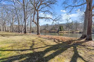 4094 Columns Dr SE, Marietta, GA 30067 - Photo 4