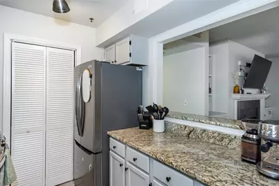 4552 Vinings Central Trace SE #63, Atlanta, GA 30339 - Photo 16