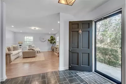 3560 Embry Circle, Atlanta, GA 30341 - Photo 4