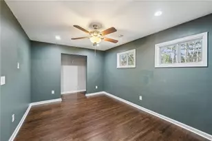 732 Earl St S E, Marietta, GA 30067 - Photo 18